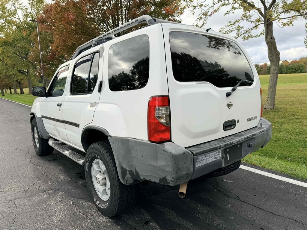 2000 Nissan Xterra Image 5
