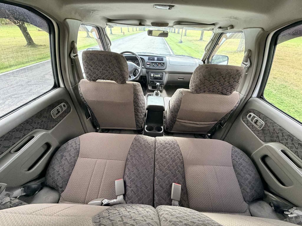 2000 Nissan Xterra Image 11