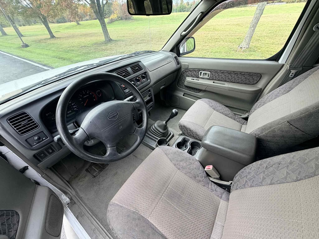 2000 Nissan Xterra Image 14