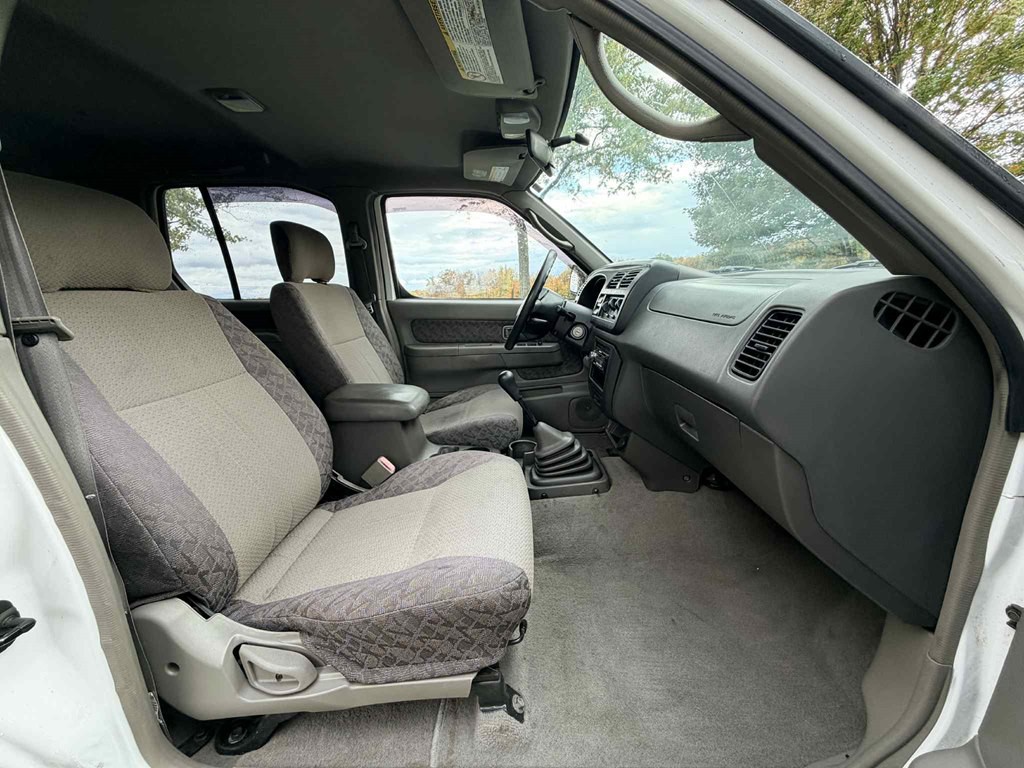 2000 Nissan Xterra Image 15