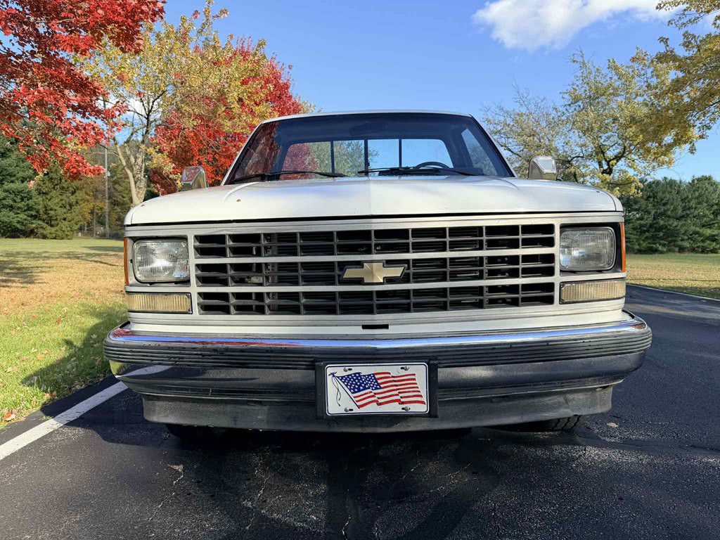 1988 Chevrolet C/K Image 4