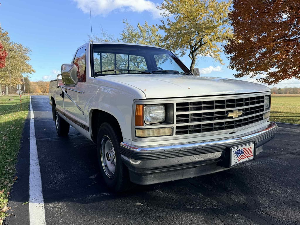 1988 Chevrolet C/K Image 5