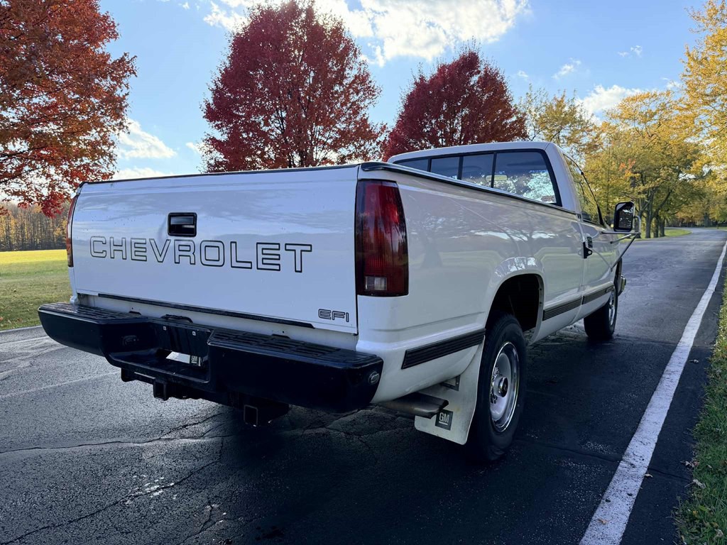 1988 Chevrolet C/K Image 9