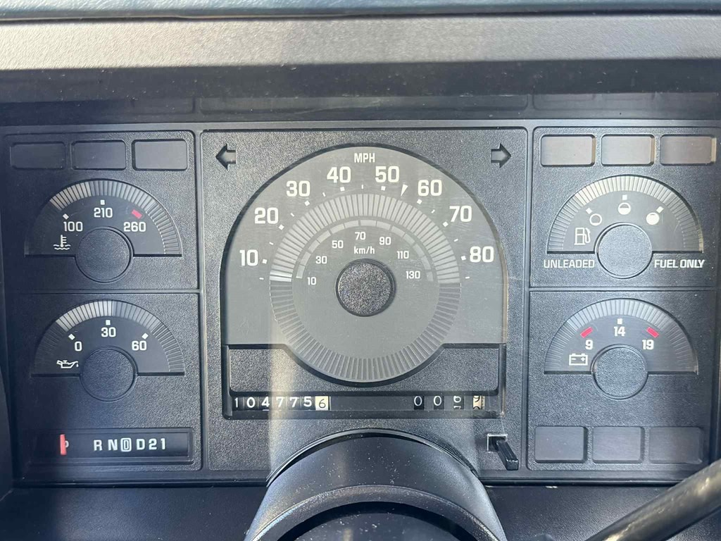 1988 Chevrolet C/K Image 30