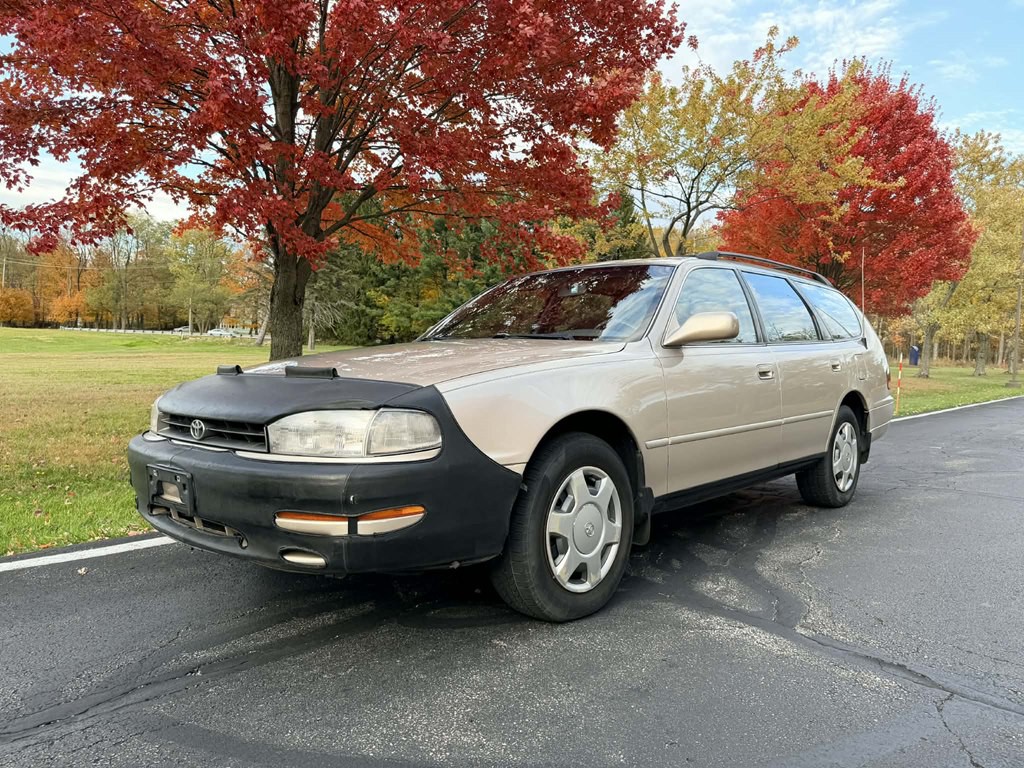 1992 Toyota Camry Image 4