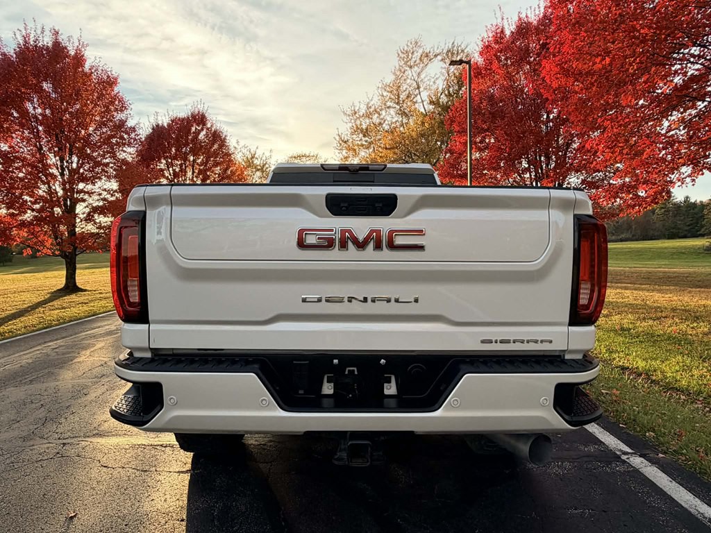 2022 GMC Sierra Image 10