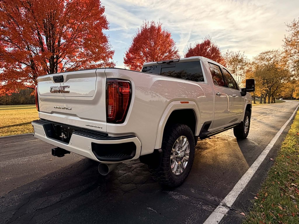 2022 GMC Sierra Image 12