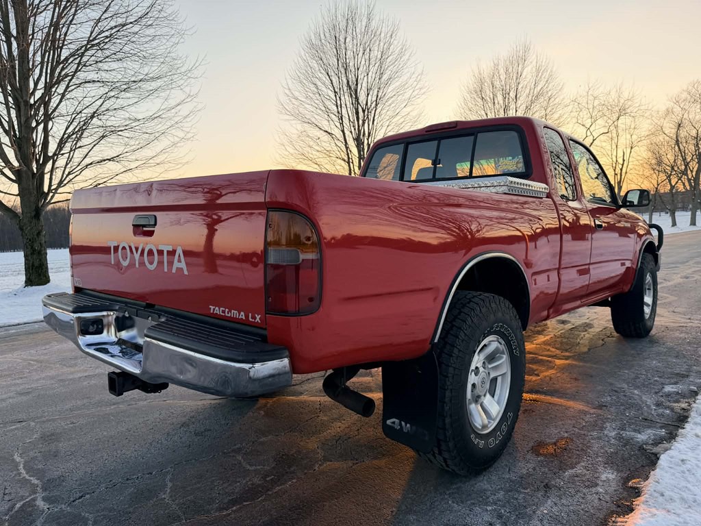 1997 Toyota Tacoma Image 9