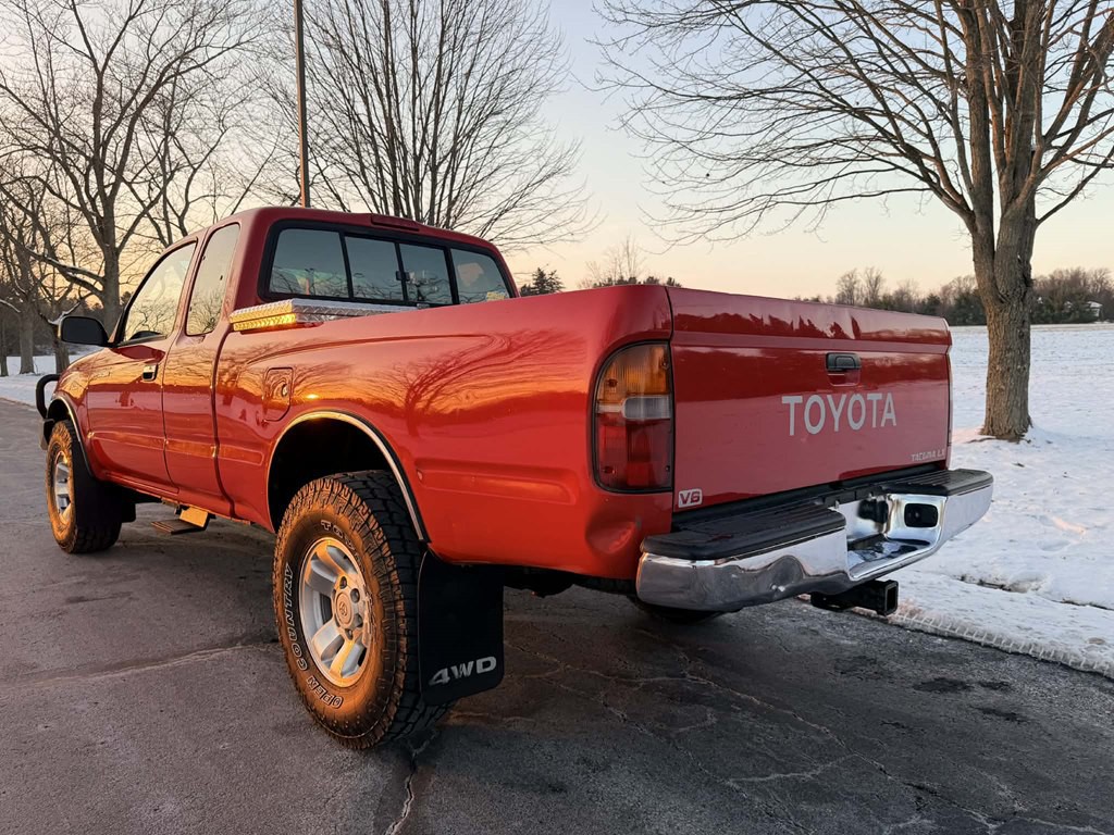 1997 Toyota Tacoma Image 11