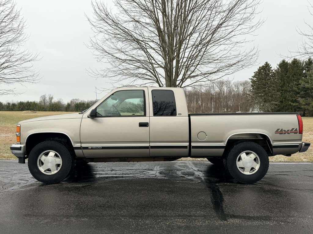 1998 Chevrolet C/K Image 5