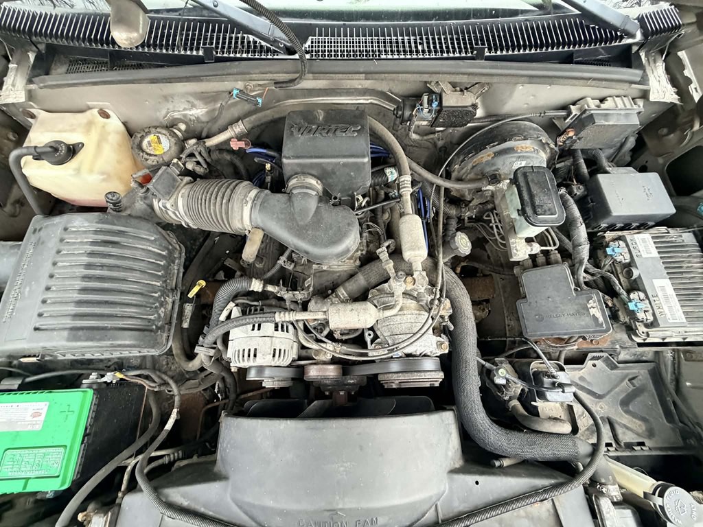 1998 Chevrolet C/K Image 13