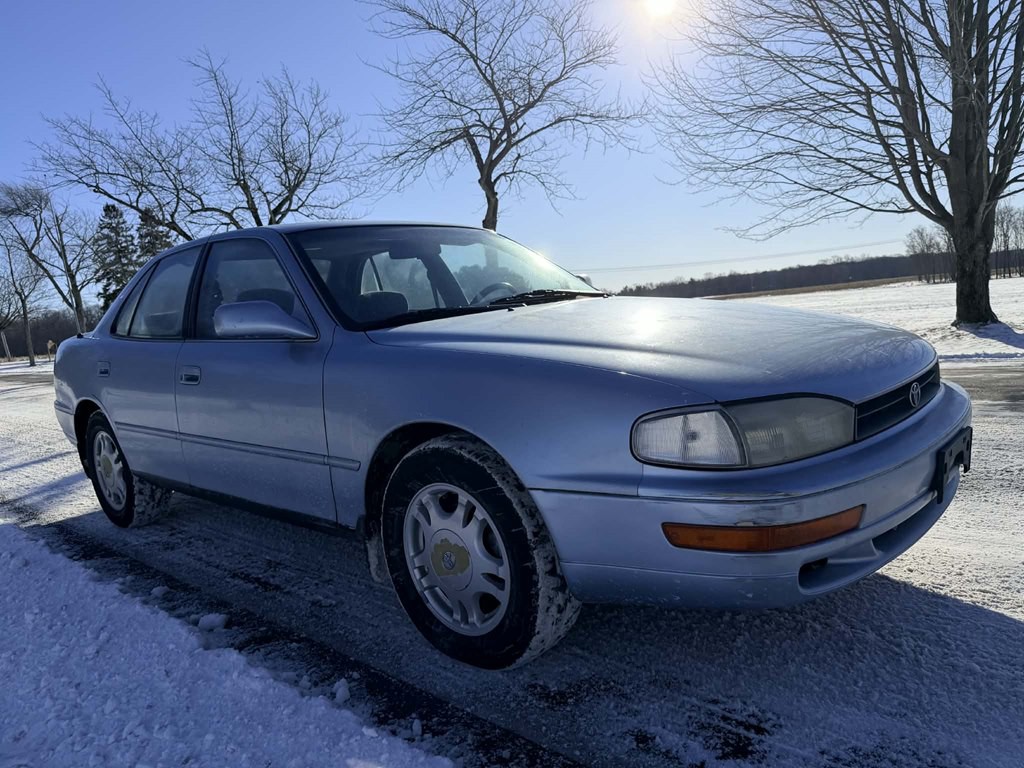 1992 Toyota Camry Image 2