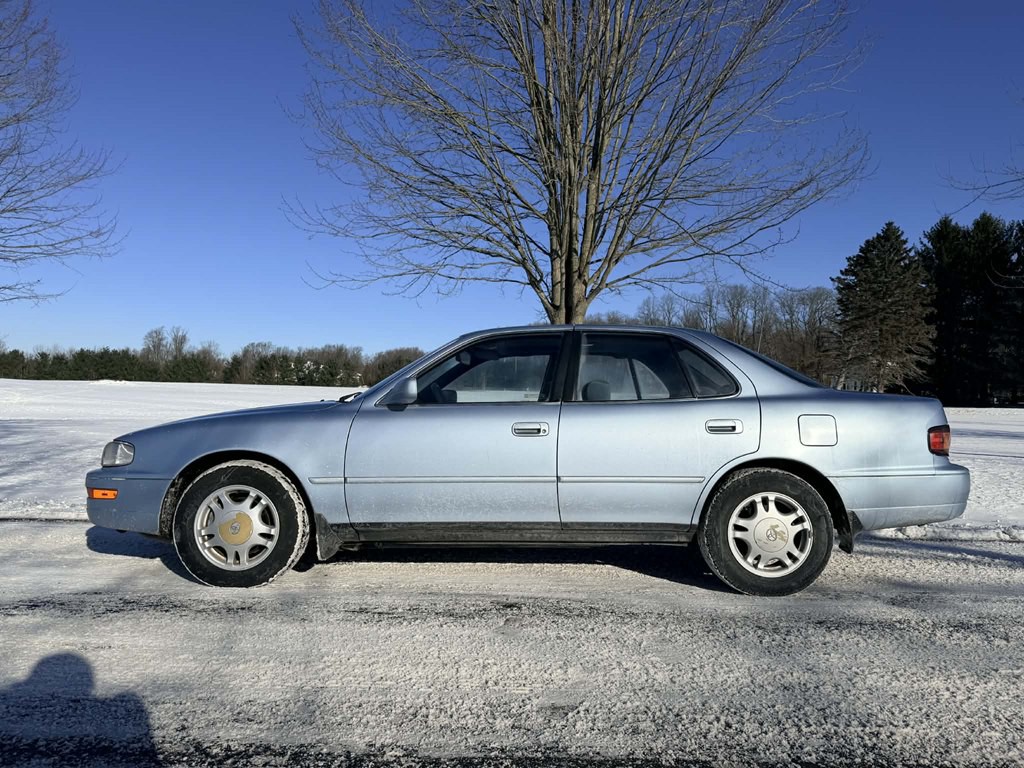 1992 Toyota Camry Image 4