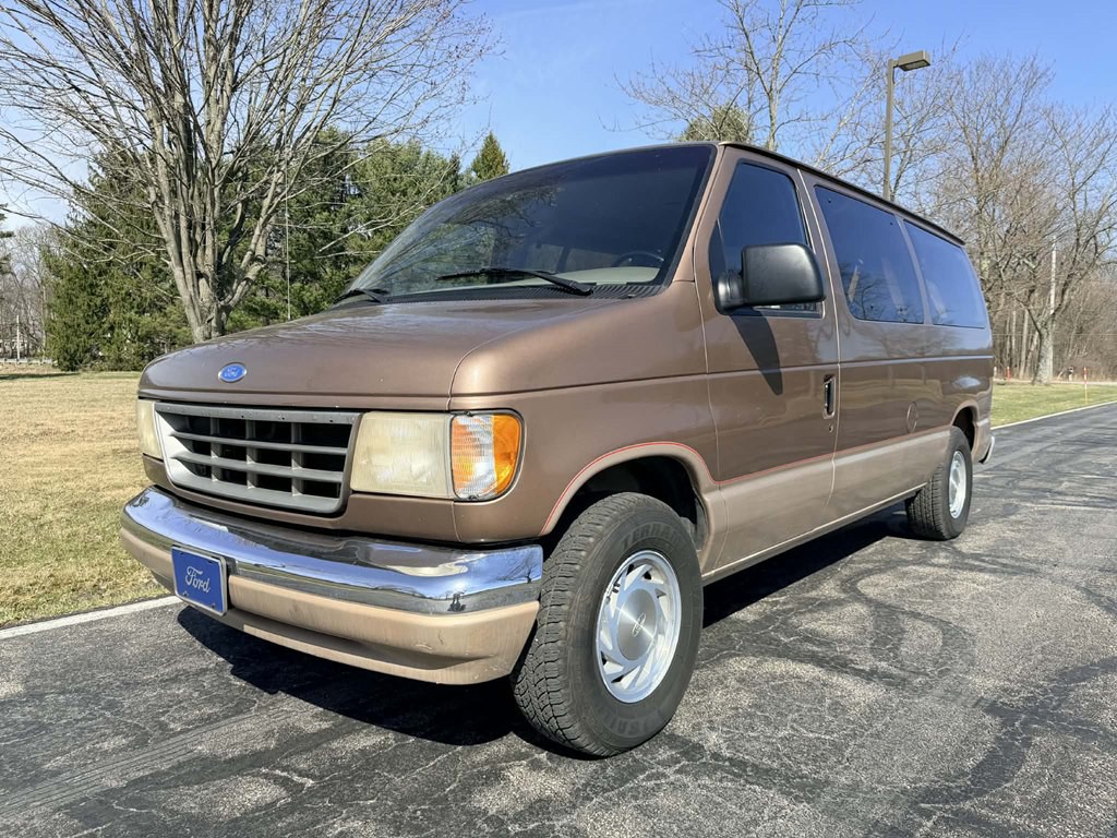 1994 Ford Econoline Image 4
