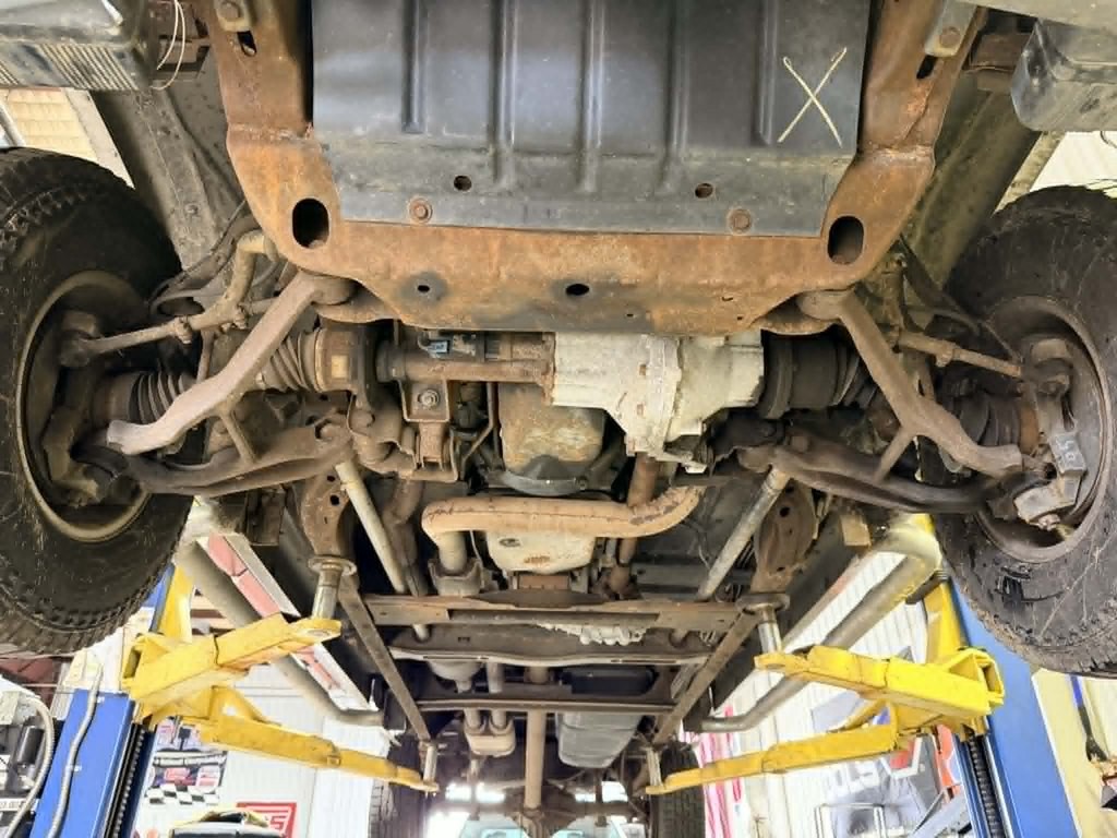 2000 Chevrolet C/K Image 10