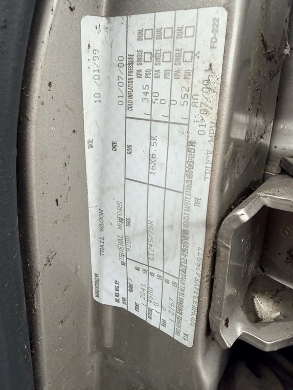 2000 Chevrolet C/K Image 32