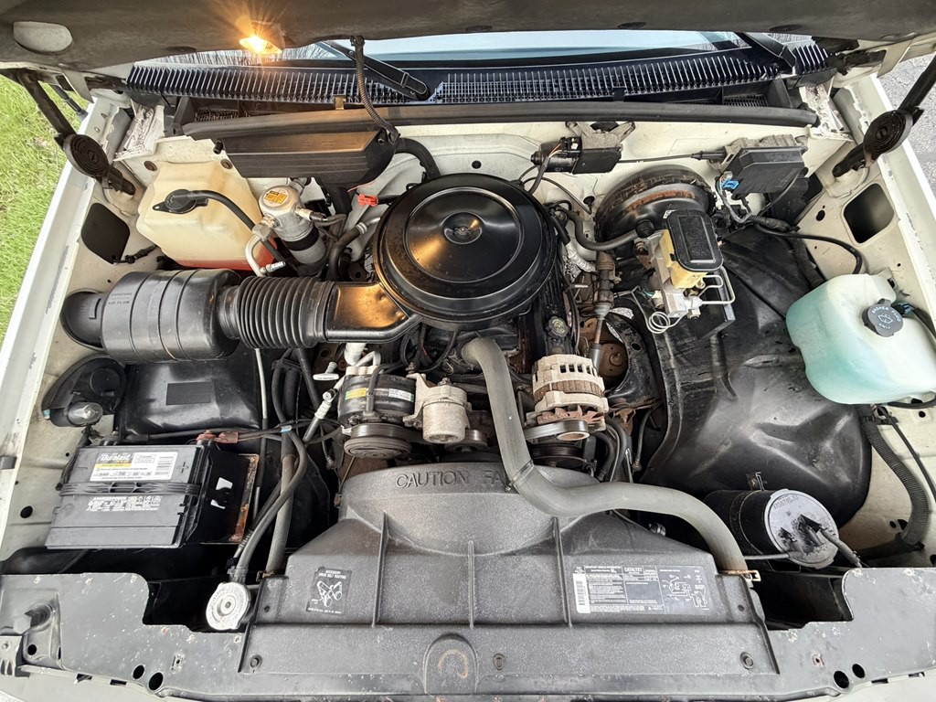 1992 GMC Sierra Image 9