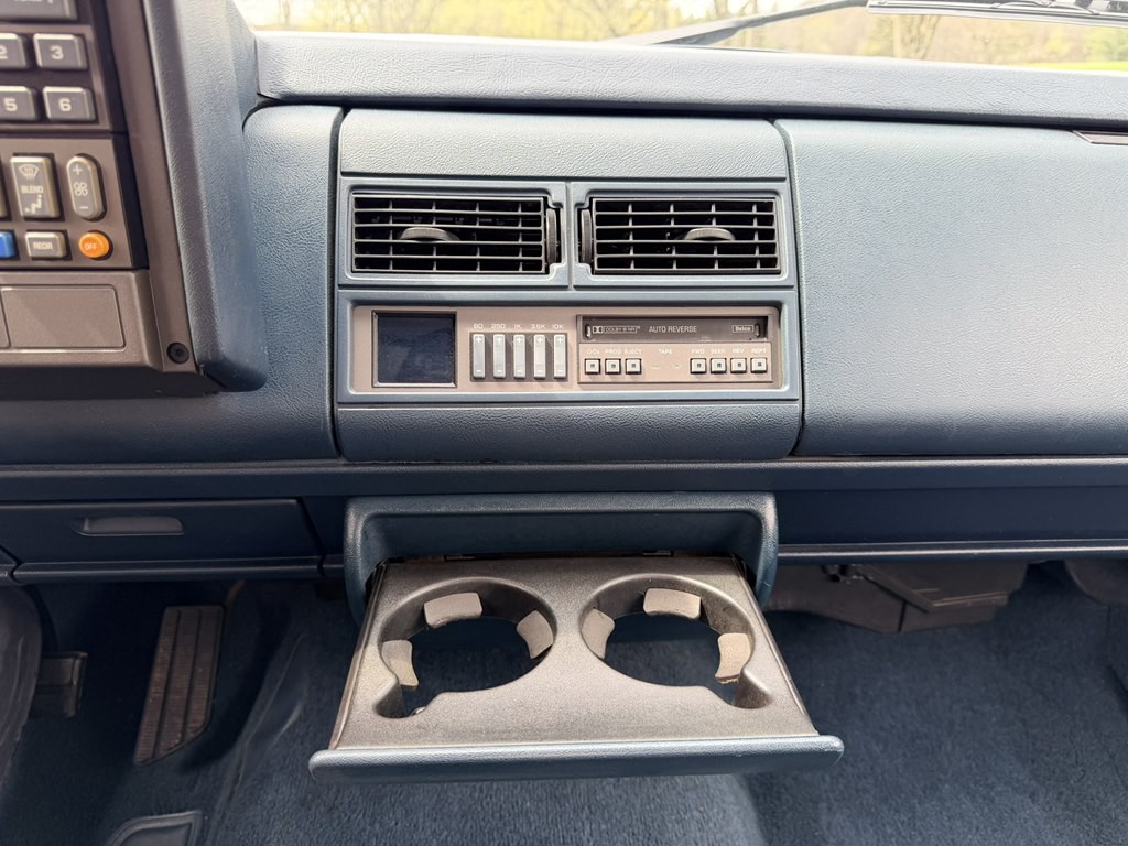 1992 GMC Sierra Image 11