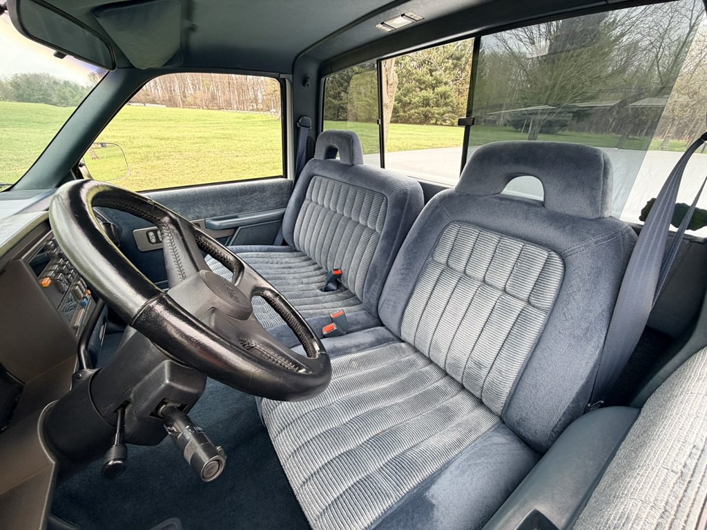 1992 GMC Sierra Image 15