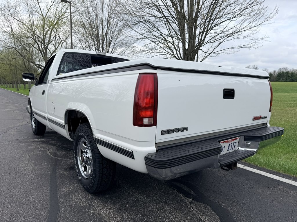 1992 GMC Sierra Image 24