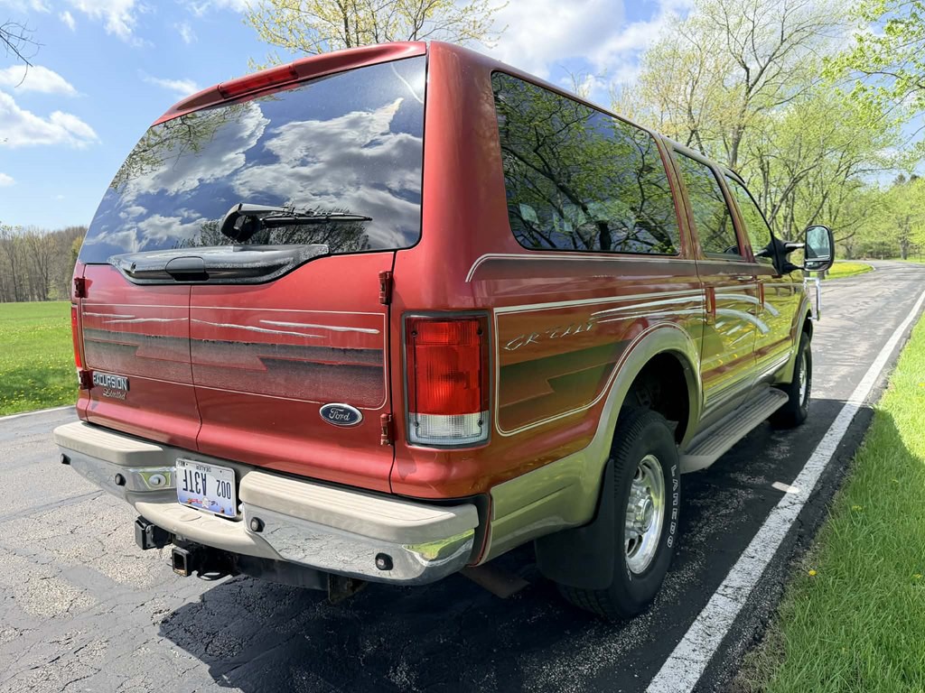 2000 Ford Excursion Image 8