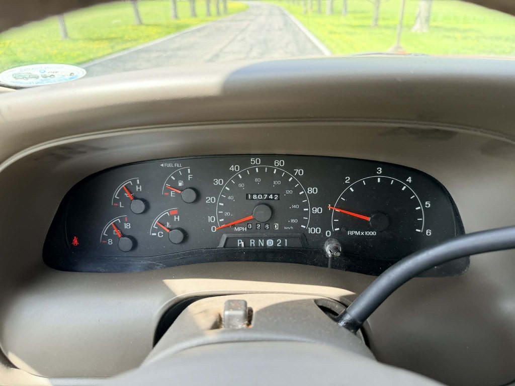 2000 Ford Excursion Image 17