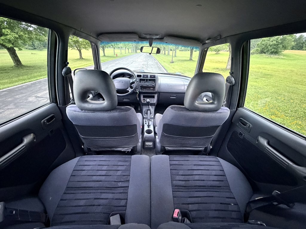 1997 Toyota Rav4 Image 13