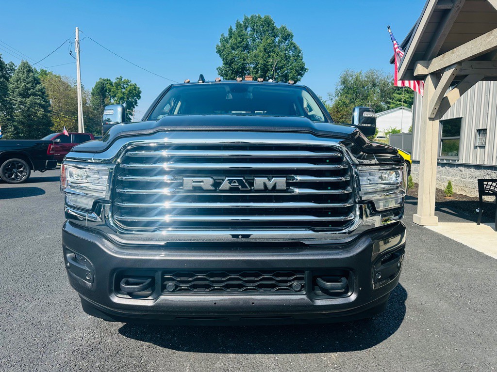 2024 RAM 3500 Image 2