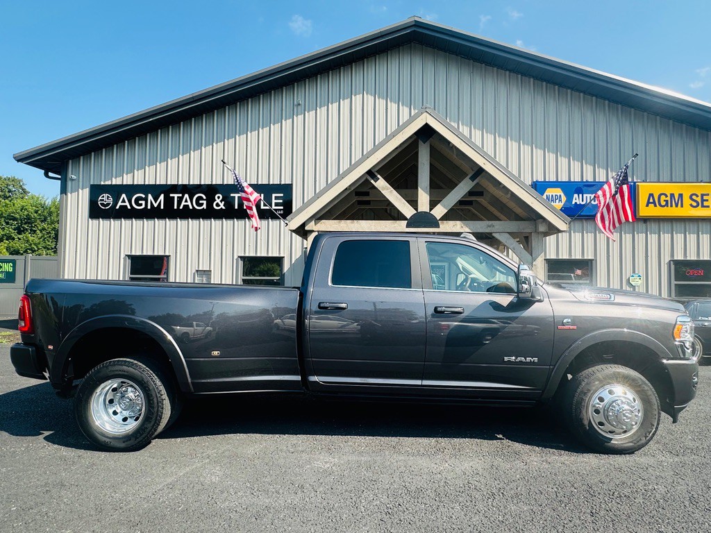 2024 RAM 3500 Image 7