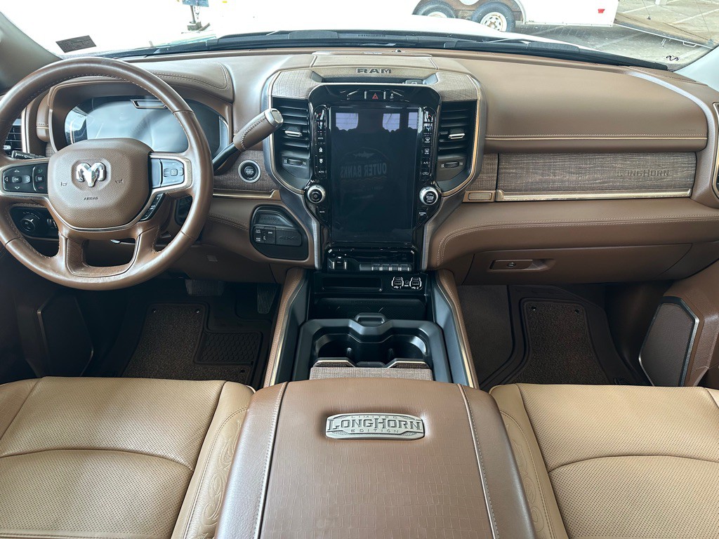 2024 RAM 3500 Image 20