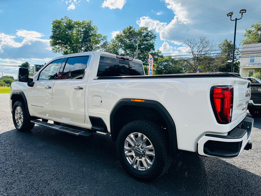 2022 GMC Sierra Image 5