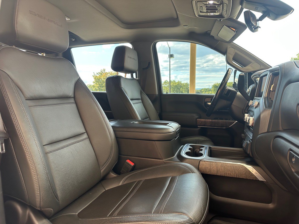 2022 GMC Sierra Image 16