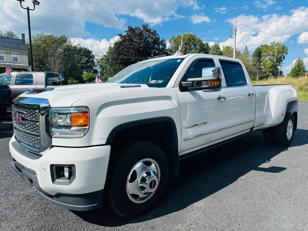 2018 GMC Sierra Image 3