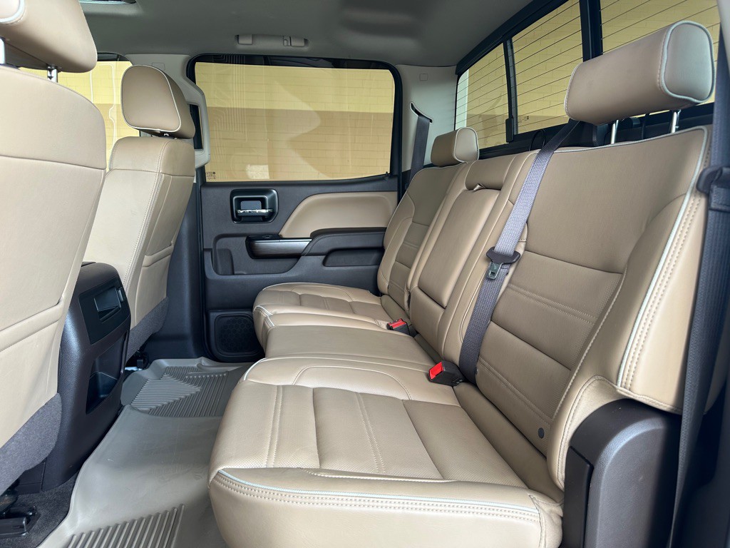 2018 GMC Sierra Image 11