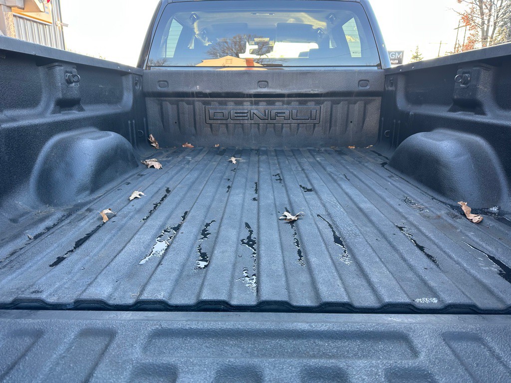 2017 GMC Sierra Image 9