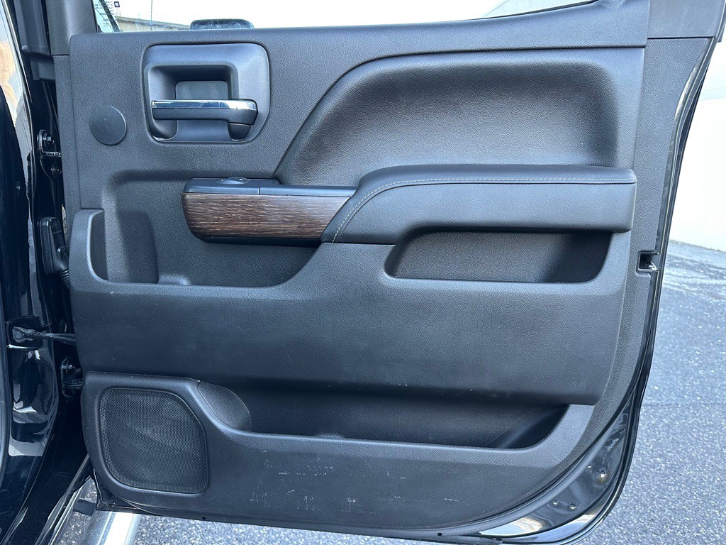 2017 GMC Sierra Image 14