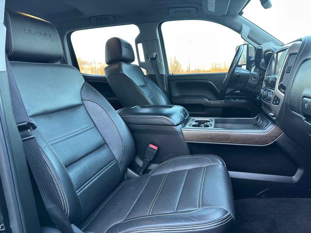 2017 GMC Sierra Image 17