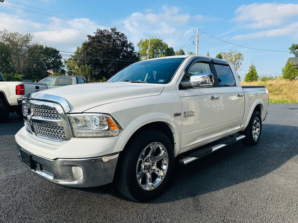 2018 RAM 1500 Image 3