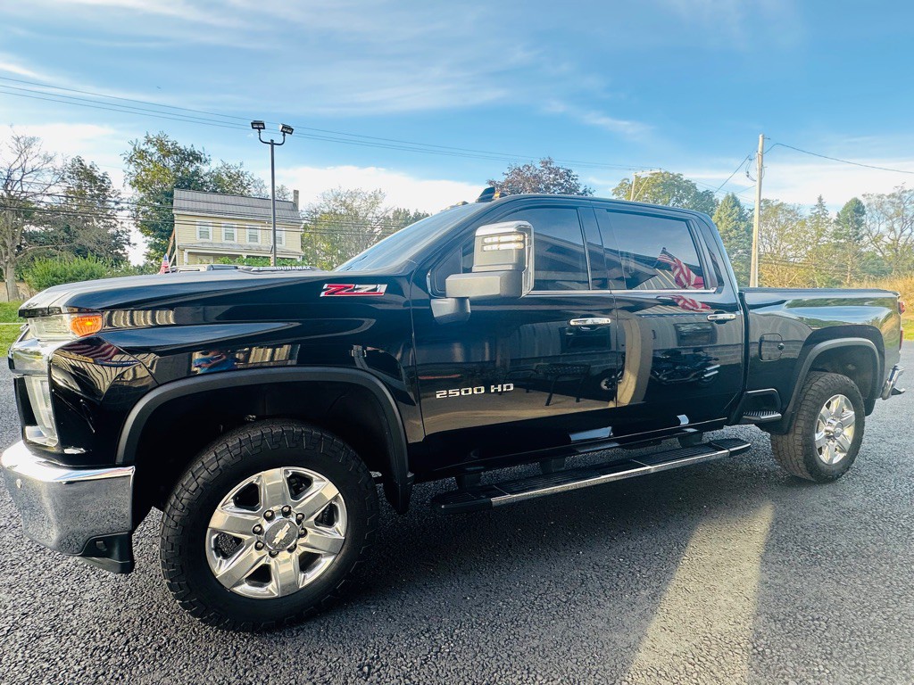 2020 Chevrolet Silverado 1500 Image 3