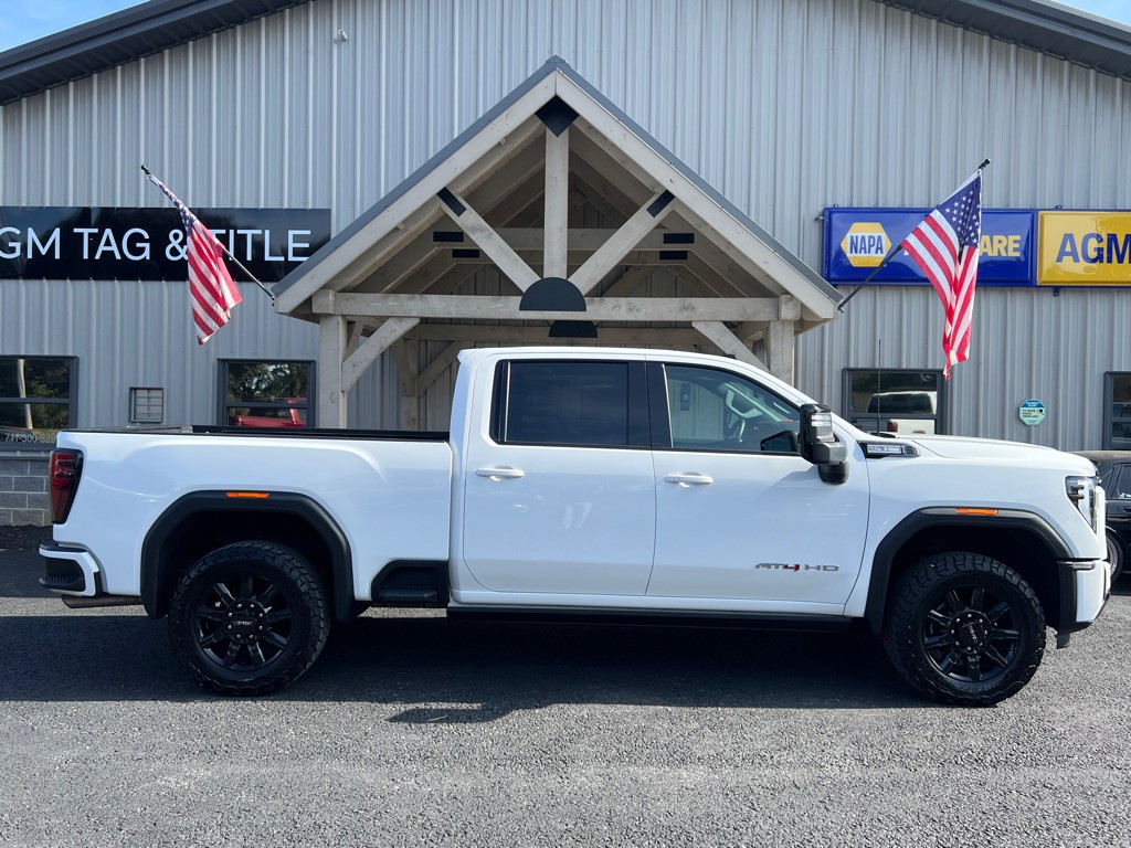 2024 GMC Sierra Image 8