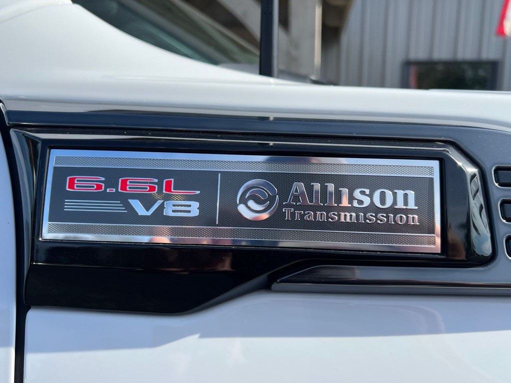 2024 GMC Sierra Image 9