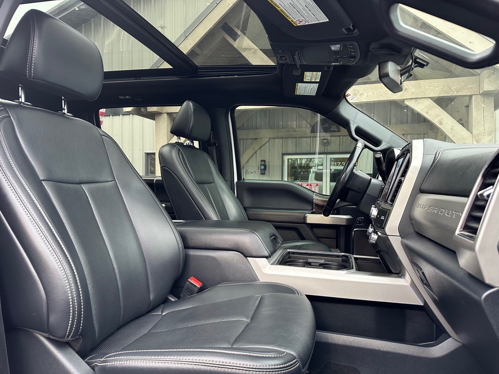 2022 Ford F-350 Image 16