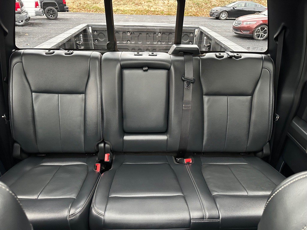 2022 Ford F-350 Image 17