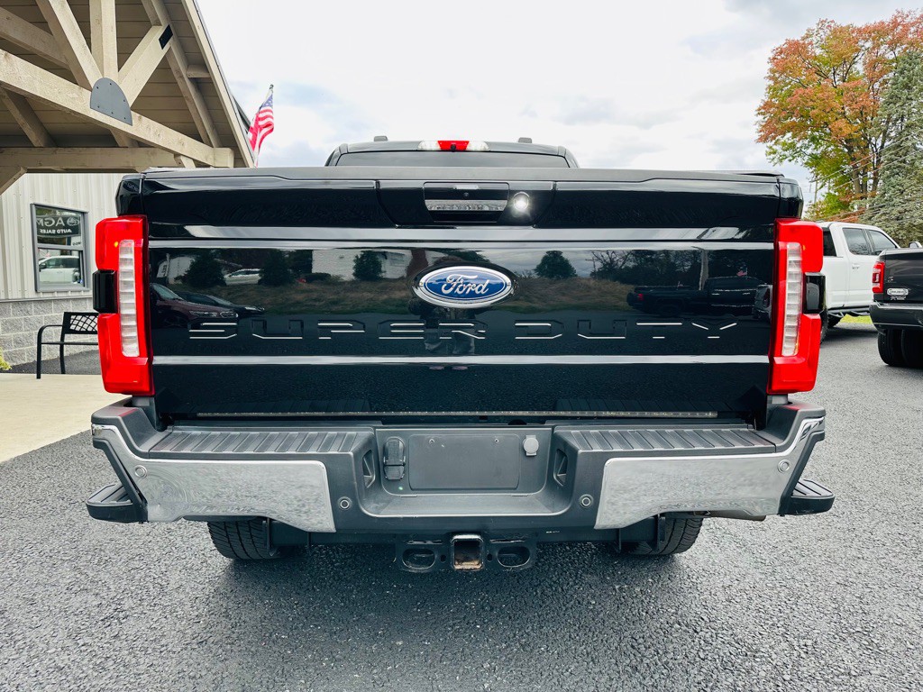 2023 Ford F-350 Image 6