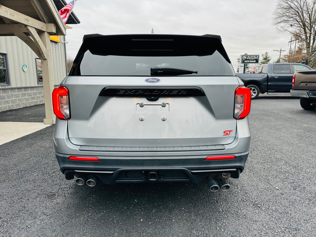 2020 Ford Explorer Image 4