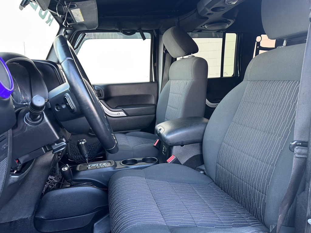 2012 Jeep Wrangler Unlimited Image 10