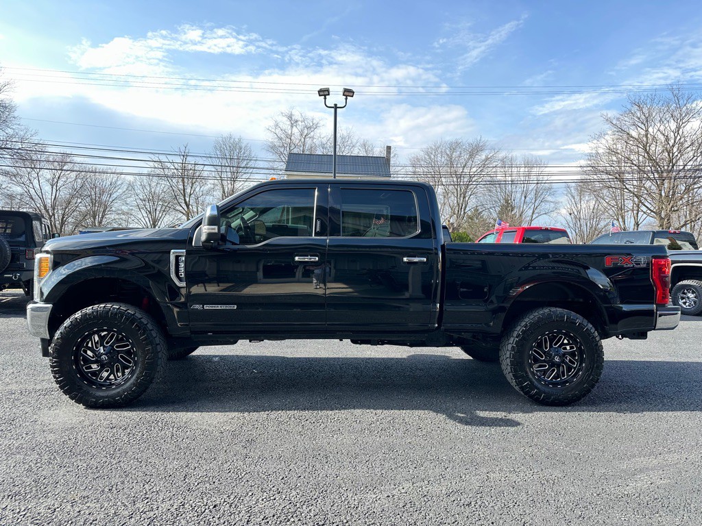 2017 Ford F-350 Image 4