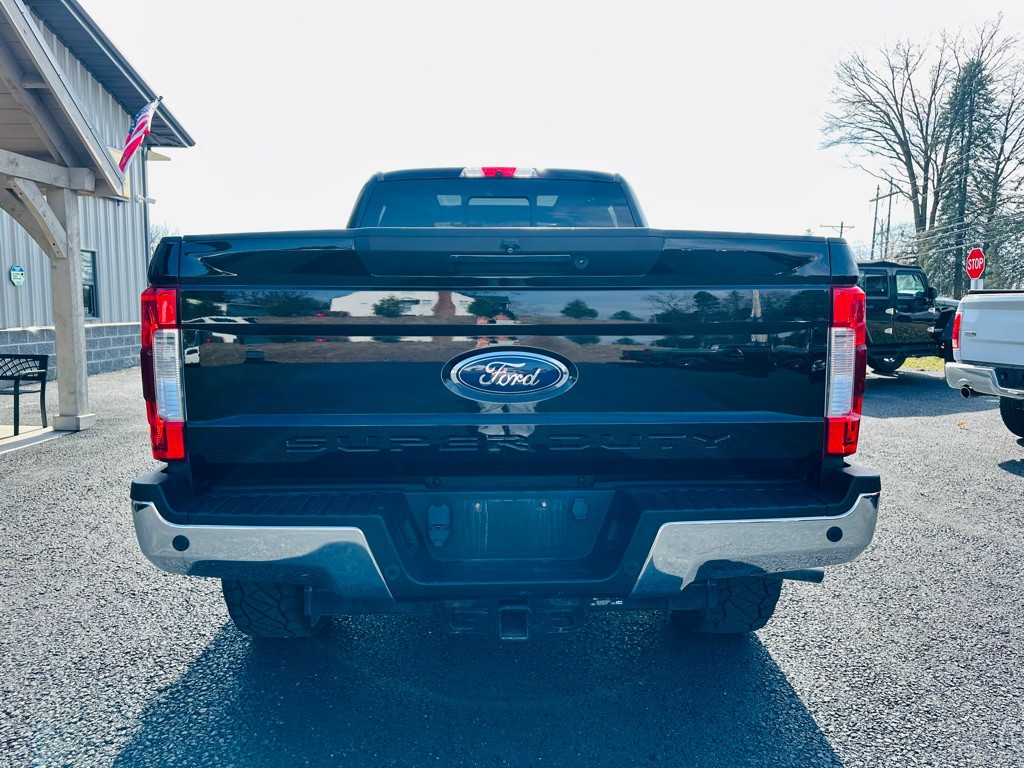 2017 Ford F-350 Image 6