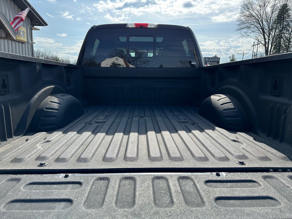 2017 Ford F-350 Image 9