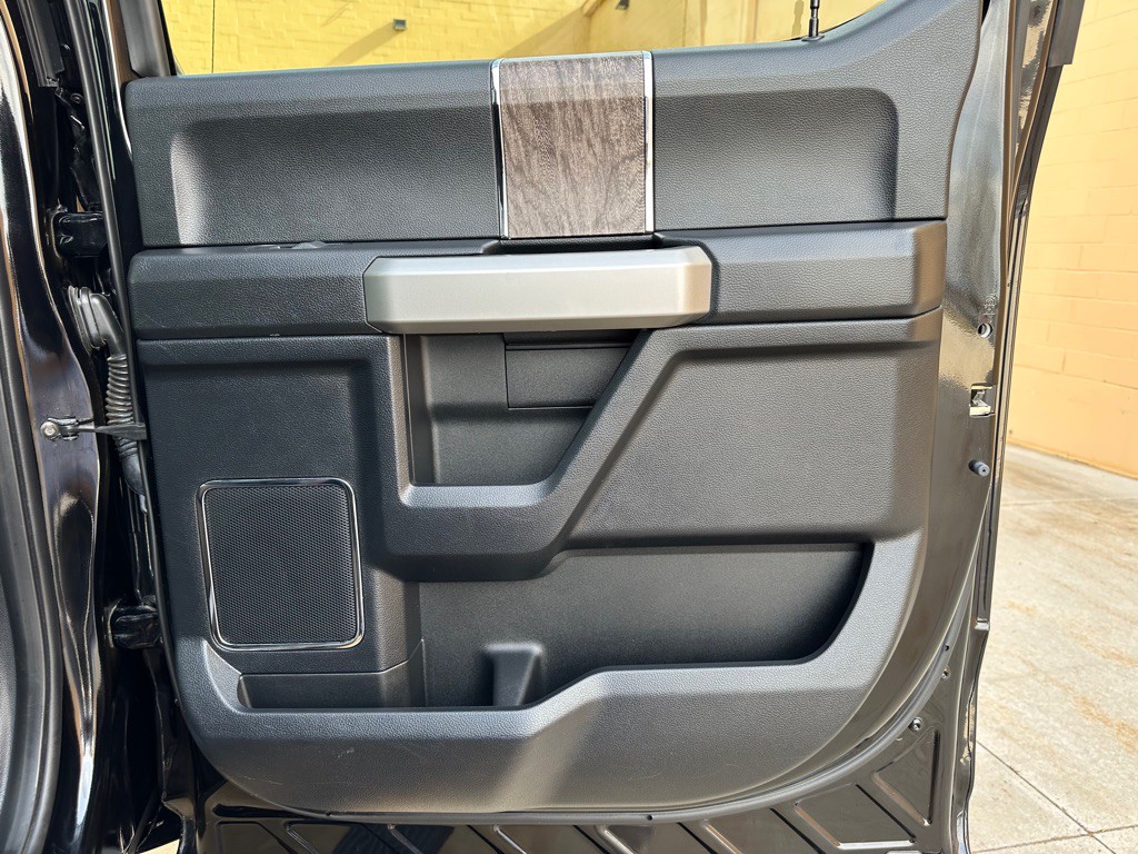 2017 Ford F-350 Image 14